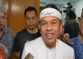 Cagub Jabar Dedi Mulyadi, di PN Cirebon. (Dok. Istimewa)