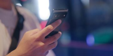 Dua pelajar sekolah menengah di Kabupaten Kuningan ini nekat bersetubuh sesama jenis di ruang kelas sekolah dasar (SD). Videonya berseliweran di jagat media sosial.