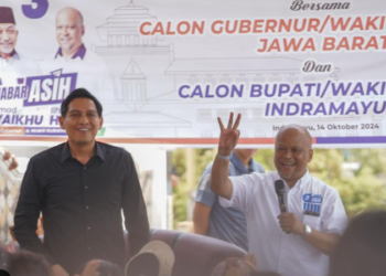 Ilham Habibie dan Lucky Hakim di Indramayu.(FOTO: Istimewa)