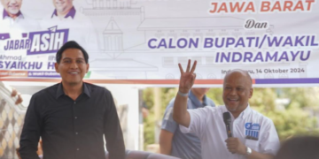 Ilham Habibie dan Lucky Hakim di Indramayu.(FOTO: Istimewa)