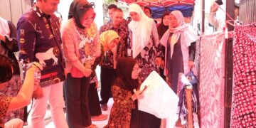 Masyarakat Kampung Batik Paledang Garut Rayakan Hari Batik Nasional 2024