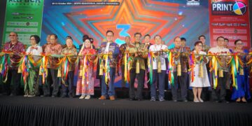 Kementerian Perindustrian (Kemenperin) terus mendorong pengembangan industri kemasan, yang menunjukkan pertumbuhan pasar yang signifikan, terutama terkait dengan sektor manufaktur dan industri makanan serta minuman.