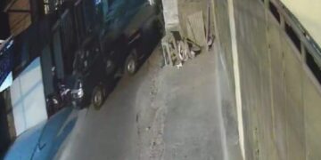 Tangkapan layar CCTV, yang merekam aksi pencurian mobil di Kota Tasikmalaya.(Foto:Istimewa).