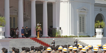 Prosesi Pisah-Sambut Presiden Republik Indonesia dari Joko Widodo (Jokowi) ke Prabowo Subianto di Istana Merdeka, Kompleks Istana Kepresidenan, Jakarta, Minggu (20/10/2024) siang. (Foto: Humas Setkab/Agung)
