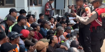 Polres Garut gelar operasi pemberantasan premanisme di wilayah hukumnya. Pada operasi itu, berhasil dijaring 67 orang. Operasi ini dilakukan pada Minggu, 6 Oktober 2024.