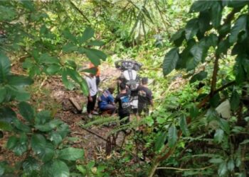 Moge terjun ke jurang di Jalan Muhamad Isa, Kota Banjar. Pengendara selamat.(Foto:Istimewa).
