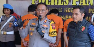 Tiga tersangka pencuri baterai BTS milik Telkom diamankan di Mapolres Pangandaran.(Foto:Istimewa).