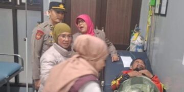 Salah satu korban yang ditemukan setelah tersesat di Gunung Godog Kabupaten Garut.(Foto:Istimewa).