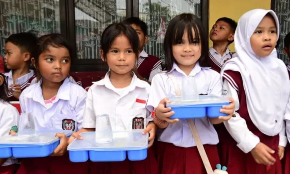 Pengenalan program makan siang gratis dan bergizi ke anak-anak SD.(Foto:Istimewa).