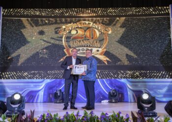 bank bjb meraih penghargaan Top 20 Financial Institution 2024 dari The Finance. Penghargaan ini menegaskan posisi bank bjb sebagai salah satu bank dengan kinerja terbaik di Indonesia.(FOTO: Istimewa)
