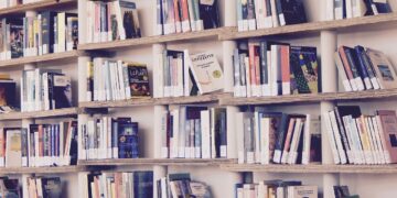 Buku