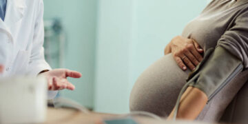 Ilustrasi ibu hamil. (foto: istock)