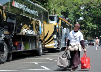 Bus (FOTO: Humas Pemkot Bandung)