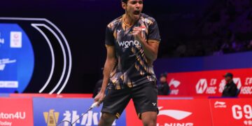 Chico Aura Dwi Wardoyo berhasil mengatasi tantangan dari pebulutangkis India, Priyanshu Rajawat, dengan kemenangan 22-24, 21-13, 21-18 dalam pertandingan babak pertama turnamen bulu tangkis di Shenzhen.