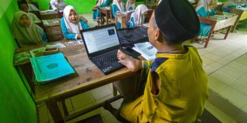 Guru Difabel. Oleh Achmad Fazeri - Karya sendiri, CC BY-SA 4.0, https://commons.wikimedia.org/w/index.php?curid=135443226