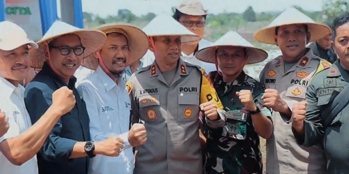 Kapolda Jawa Barat Irjen Pol Akhmad Wiyagus, meluncurkan Gugus Tugas Polri. Gugus tugas ini untuk mendukung program ketahanan pangan nasional.