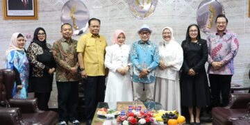 Pertemuan anggota DPD & DPRD Jabar membahas isu kesehatan masyarakat.(FOTO: Istimewa)