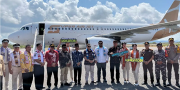 Penerbangan perdana Super Air Jet Wakatobi-Makassar ini berlangsung pada Kamis, 31 Oktober 2024, di Bandara Matahora, Wakatobi.
