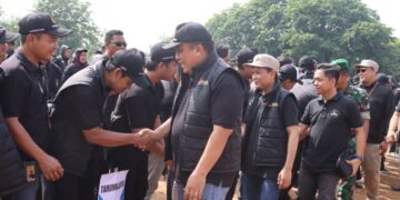 Pj Bupati Bekasi Pimpin Apel Siaga dan Patroli Pengawasan Masa Tenang Pilkada Serentak 2024