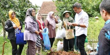 Pj Gubernur Jawa Barat Kunjungi Desa Wisata Edukasi Cibiru Wetan sebagai Penyokong Ketahanan Pangan
