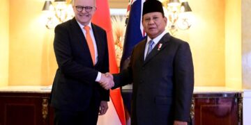 Presiden Republik Indonesia, Prabowo Subianto, menerima kunjungan kehormatan dari Perdana Menteri Australia, Anthony Albanese, di Lima, Peru, Kamis (14/11//2024). (Foto: BPMI Setpres/Muchlis Jr)