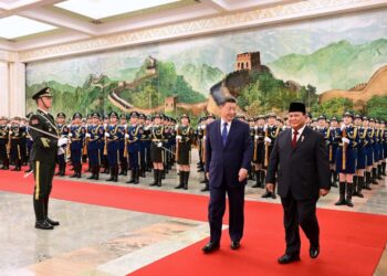 Presiden Republik Indonesia, Prabowo Subianto, melakukan kunjungan kenegaraan perdananya ke Republik Rakyat Tiongkok (RRT), Sabtu (09/11/2024). (Foto: BPMI Setpres/ Muchlis Jr)