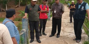 Sekretaris Daerah (Sekda) Kabupaten Garut, Nurdin Yana, melaksanakan kunjungan kerja ke sejumlah kecamatan di Garut bagian selatan.