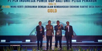 Wakil Menteri Koperasi dan Usaha Kecil Menengah (Wamenkop UKM), Ferry Juliantono, menekankan pentingnya peran Corporate Forum for CSR Development (CFCD) dalam mendorong komunitas atau pelaku UKM penerima manfaat dari program Corporate Social Responsibility (CSR) untuk membentuk badan usaha koperasi sebagai langkah untuk memastikan keberlanjutan usaha mereka.