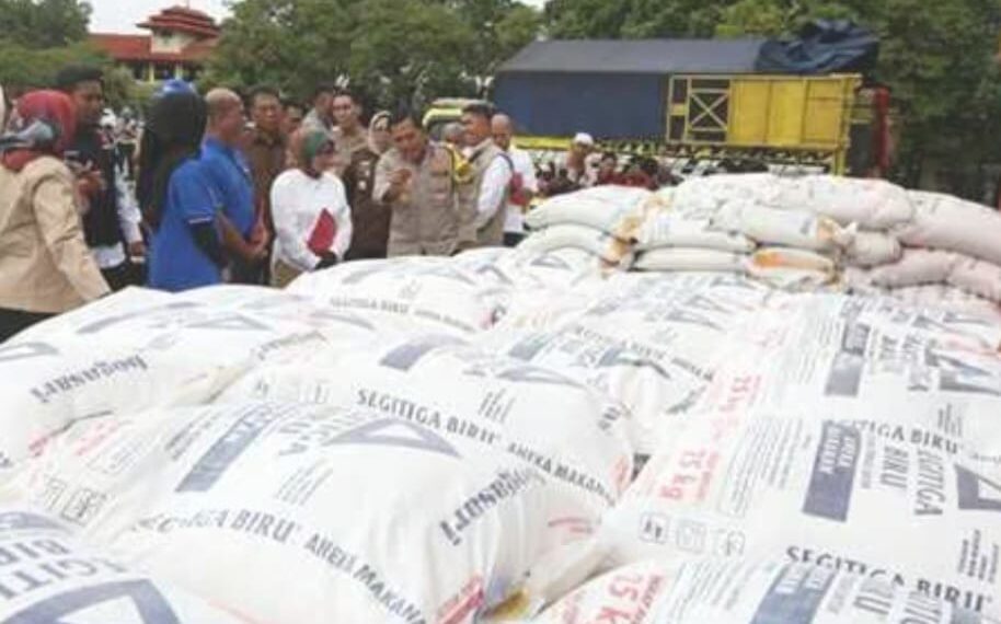 Barang bukti tepung terigu palsu yang disita Polda Jabar.(Foto:Istimewa).