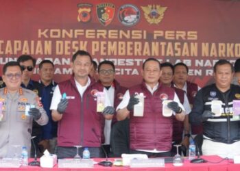 Bareskrim Polri bekerjasama dengan Polda Jabar bongkar pabrik narkoba di Kabupaten Bandung.(Foto:Humas Polda Jabar).