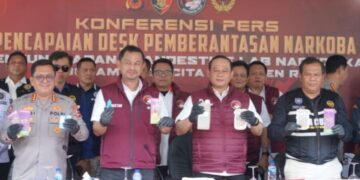 Bareskrim Polri bekerjasama dengan Polda Jabar bongkar pabrik narkoba di Kabupaten Bandung.(Foto:Humas Polda Jabar).