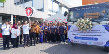 Menteri Perdagangan, Budi Santoso melepas ekspor produk sepeda listrik PT Insera Sena yang diselenggarakan di Sidoarjo, Jawa Timur, Selasa 3 Desember 2024.