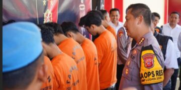 Para tersangka gerombolan bermotor yang ditangkap Satreskrim Polresta Bandung.(Foto:Istimewa).