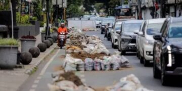 Proyek galian kabel di ruas jalan Kota Bandung.(Foto:Istimewa).