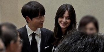 Song Joong Ki dan istrinya. (foto: istimewa)