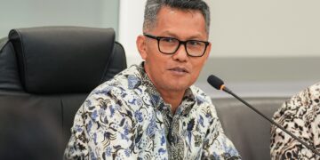 Juru Bicara Kementerian Perindustrian, Febri Hendri Antoni Arif. Febri mengatakan Indeks Kepercayaan Industri bulan Desember 2024 masih bertahan pada posisi ekspansi, yaitu sebesar 52,93. Angka tersebut turun 0,02 poin dibandingkan dengan bulan November 2024 dan meningkat 1,61 poin dibandingkan dengan Desember 2023.