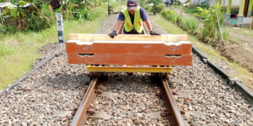 Perbaikan rel kereta api