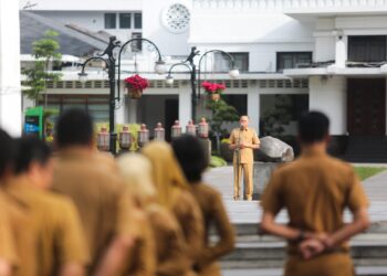 Fokus pembangunan Kota Bandung di tahun 2025 bertumpu pada tiga sektor utama yakni pendidikan, transportasi, dan perairan.