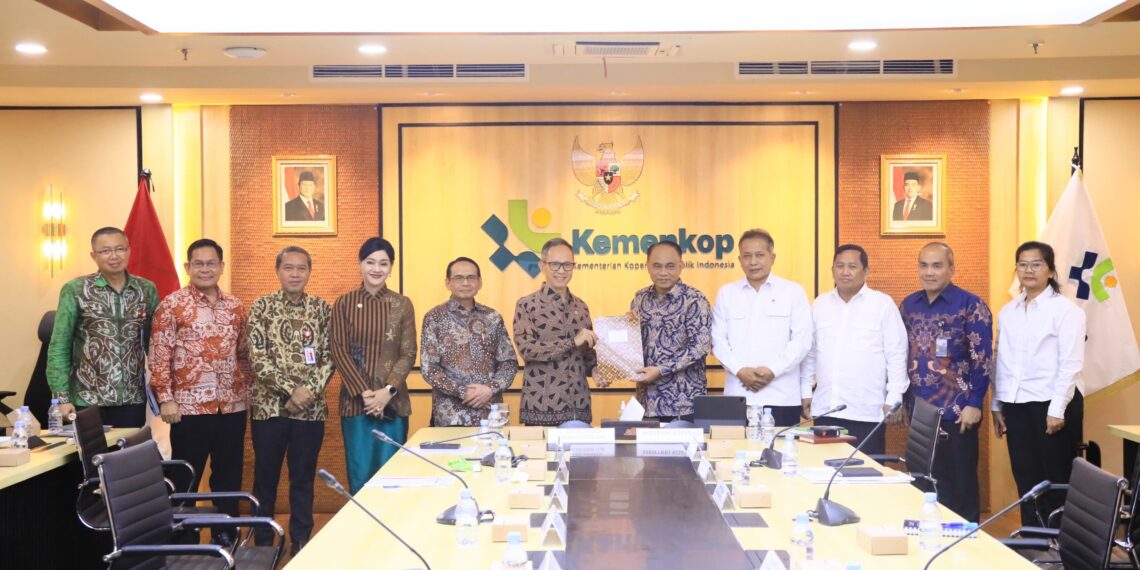 Kemenkop,koperasi simpan pinjam