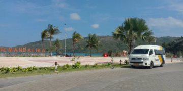 DAMRI memberikan klarifikasi terkait beredarnya isu penghentian layanan Kawasan Strategis Pariwisata Nasional (KSPN). (DOK.DAMRI)