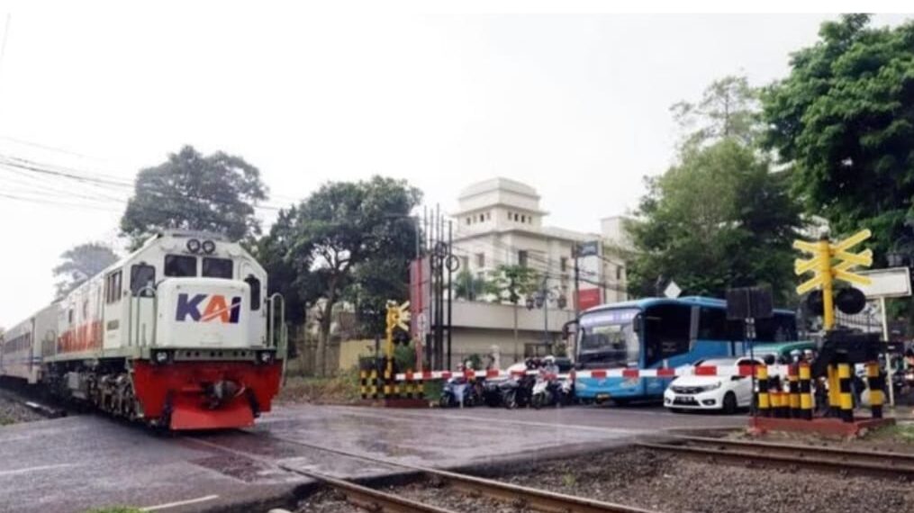 Perlintasan kereta api sebidang.(Foto:Istimewa).