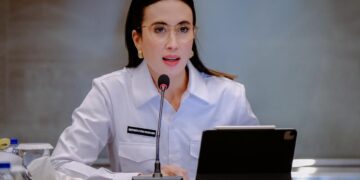 Menteri Pariwisata (Menpar), Widiyanti Putri Wardhana, dalam keterangannya di Jakarta, Selasa (31/12/2024). Kemenpar akan sambut wisatawan pertama di bandara.(Foto: Humas Kemenpar)