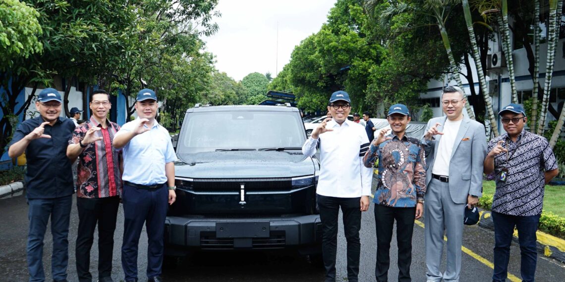 Wakil Menteri Perindustrian (Wamenperin) Faisol Riza mengapresiasi komitmen PT Chery Motor Indonesia dalam memenuhi Tingkat Komponen Dalam Negeri (TKDN) sebesar 40 persen. Pabrik mobil Chey