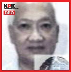 Paulus Tannos, yang juga dikenal dengan nama Thian Po Tjhin, merupakan salah satu buronan yang masih dalam pencarian sejak 19 Oktober 2021 oleh Komisi Pemberantasan Korupsi (KPK).
