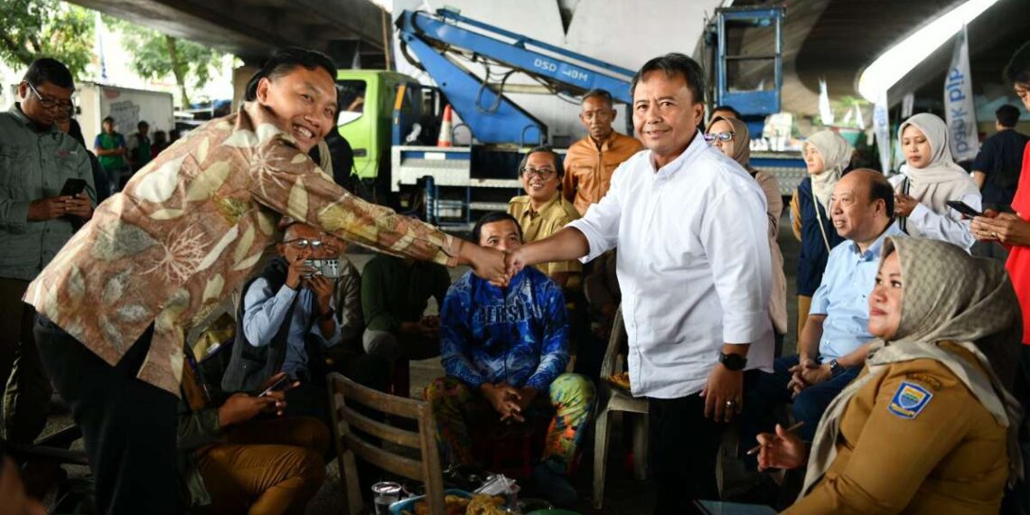 Sekda Jabar Herman Suryatman hadir dalam rapat pertemuan lanjutan penataan kolong jemnatan pasupati