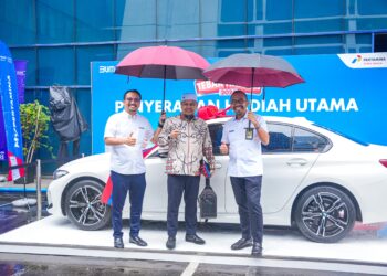 Penyerahan hadiah utama program MyPertamina. (Dok. Istimewa)