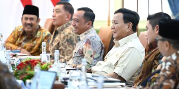 Presiden Prabowo Pimpin Rapat Percepatan Implementasi Program Makan Bergizi Gratis