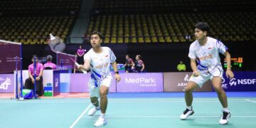 Pasangan ganda putra Indonesia, Rahmat Hidayat dan Yeremia Erich Yoche Yacob Rambitan, berhasil melaju ke babak kedua Thailand Masters 2025.