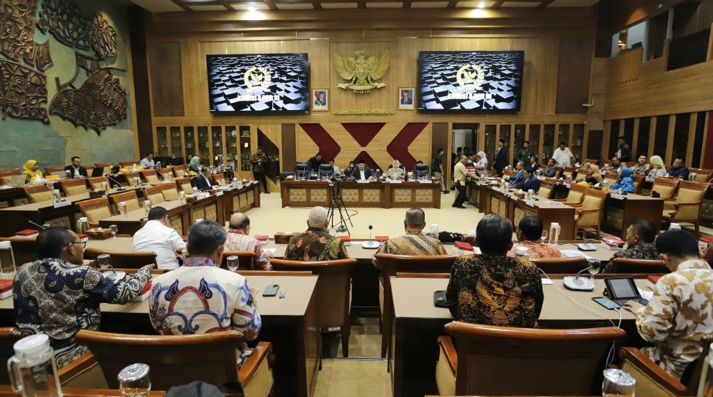 KONI hadiri dalam Rapat Dengar Pendapat (RDP) dengan Komisi X DPR RI untuk menyampaikan usulan terkait revisi Permenpora tersebut.