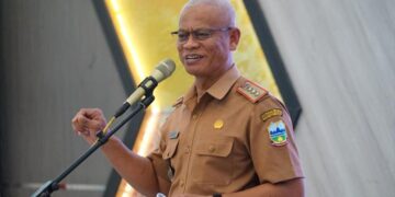 Sekda Garut di acara penghargaan CIty Branding Garut.